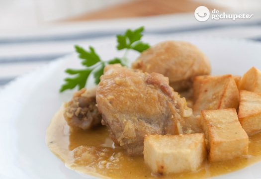 Pollo-en-pepitoria-525x360